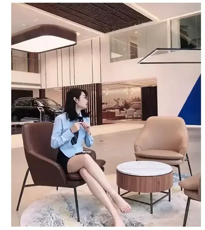 佳木斯新玛特迪桑特女销售事件完整现场视频 - 极度震撼全网震惊 - 免费在线观看后续结果