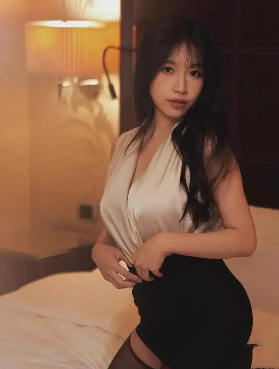 《小凤新婚》全集完整版在线免费观看-苏畅艾熙双人演绎无删减-小凤新婚高清极速秒存无广告播放