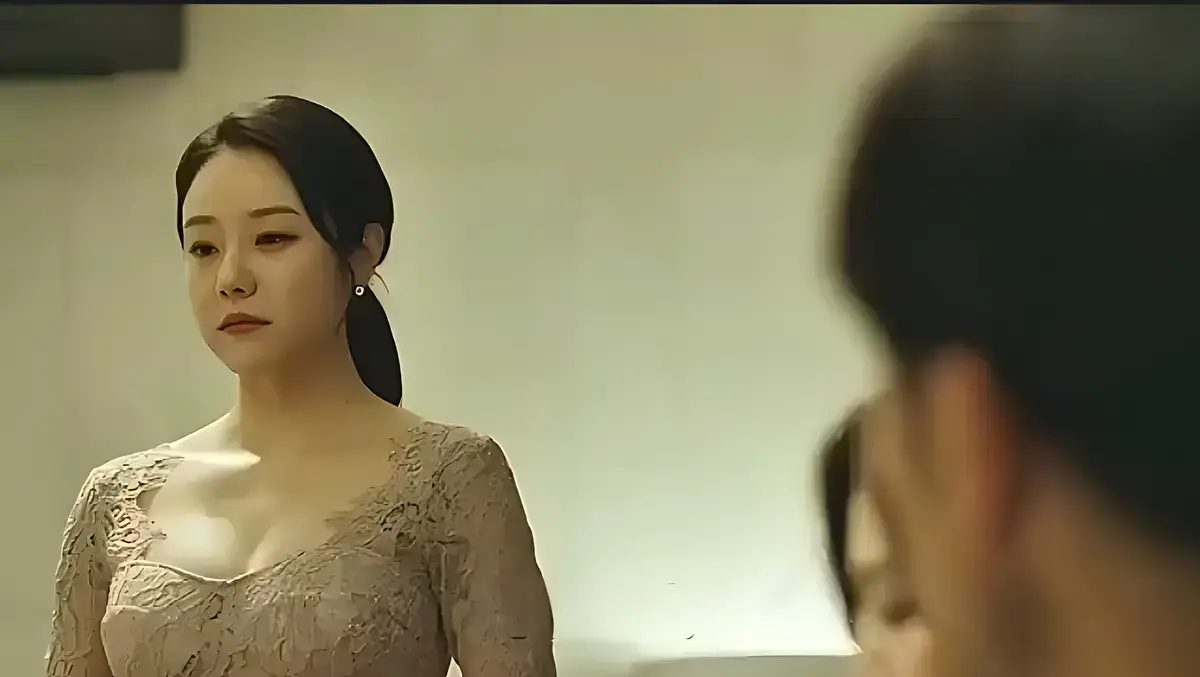 伦理电影漂亮的保姆未删减全集免费在线观看中文字幕1080P-韩国电影漂亮的保姆高清完整版无广告播放-漂亮的保姆全片资源下载星辰影院